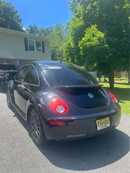 2007 Volkswagen New Beetle - Image 6 of 11