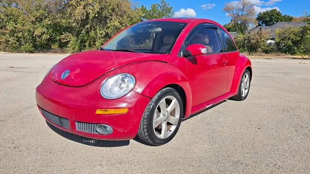 2007 Volkswagen New Beetle 2.5L Option Package 2