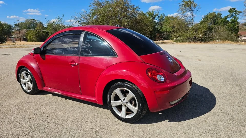 2007 Volkswagen New Beetle - Image 4 of 10