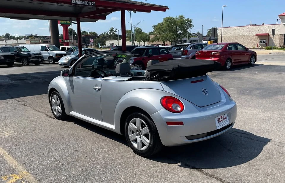 2007 Volkswagen New Beetle - Image 5 of 20
