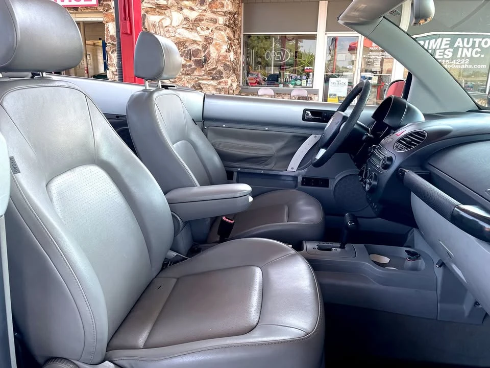 2007 Volkswagen New Beetle - Image 15 of 20