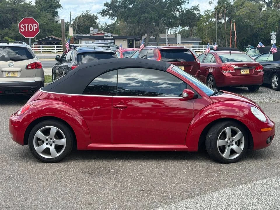 2007 Volkswagen New Beetle - Image 11 of 20