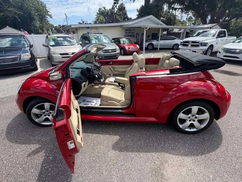2007 Volkswagen New Beetle - Image 15 of 20