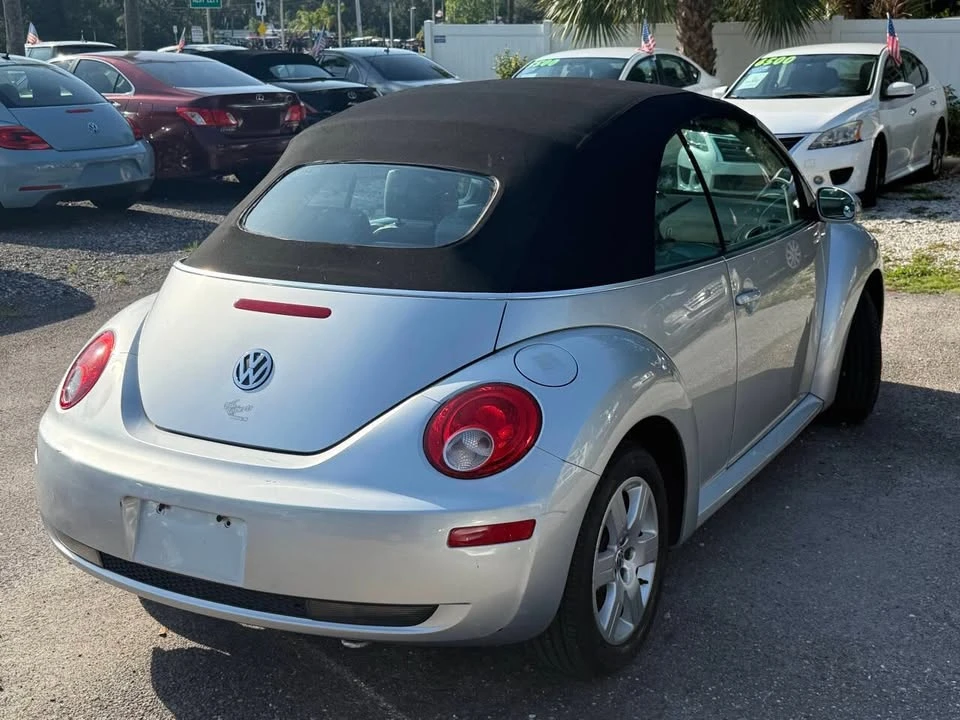 2007 Volkswagen New Beetle - Image 13 of 20