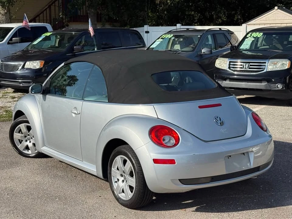 2007 Volkswagen New Beetle - Image 11 of 20