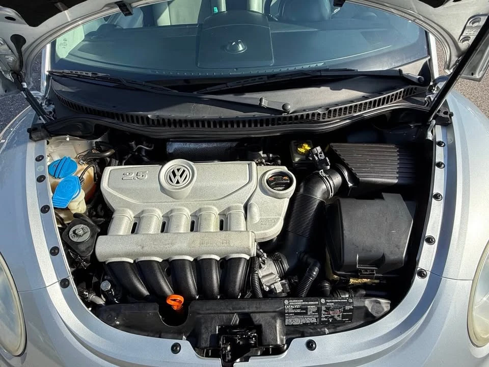 2007 Volkswagen New Beetle - Image 15 of 20