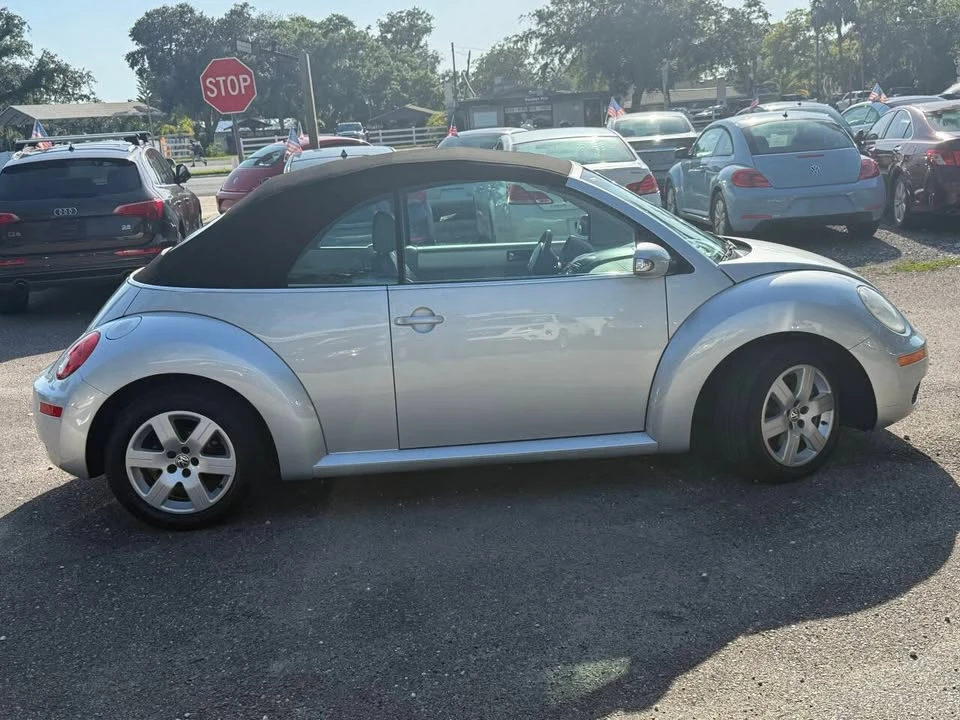 2007 Volkswagen New Beetle - Image 16 of 20