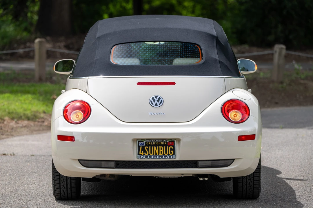 2007 Volkswagen New Beetle - Image 22 of 31