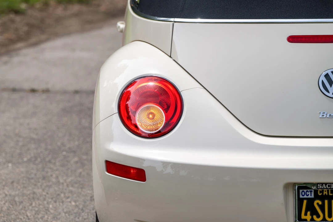 2007 Volkswagen New Beetle - Image 23 of 31