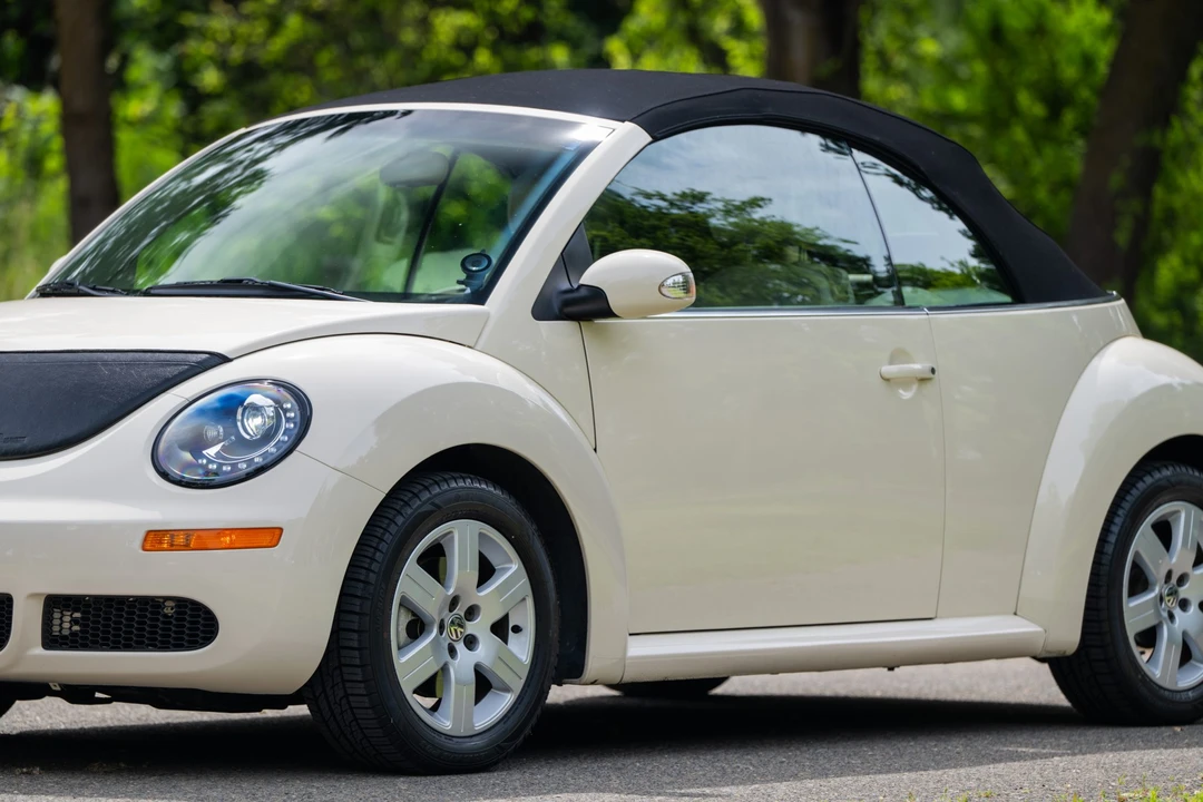 2007 Volkswagen New Beetle - Image 30 of 31