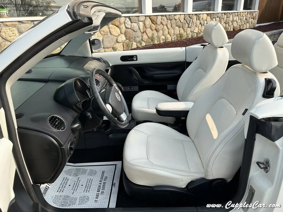 2007 Volkswagen New Beetle - Image 9 of 20