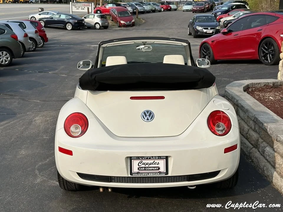 2007 Volkswagen New Beetle - Image 15 of 20