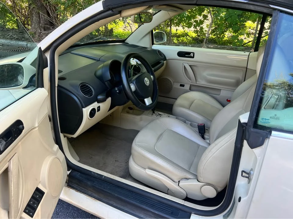 2007 Volkswagen New Beetle - Image 6 of 14