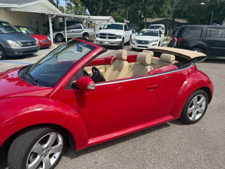 2007 Volkswagen New Beetle - Image 8 of 20