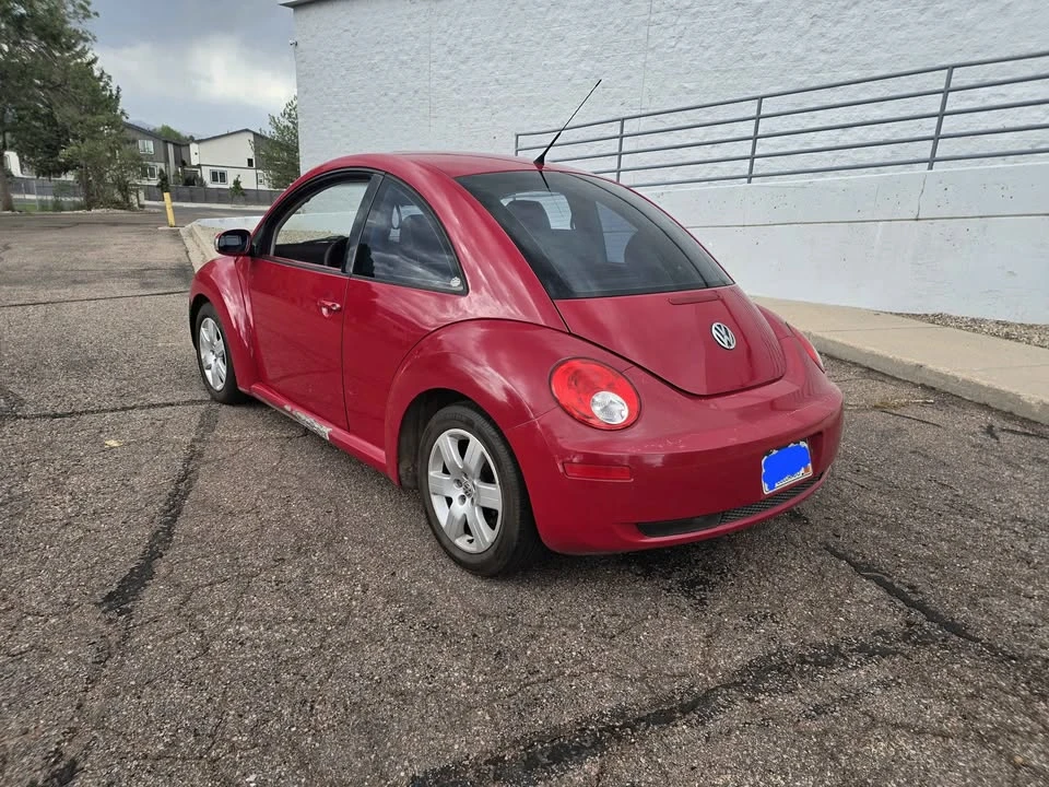 2007 Volkswagen New Beetle - Image 3 of 8