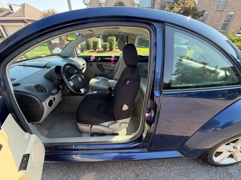 2007 Volkswagen New Beetle - Image 7 of 14