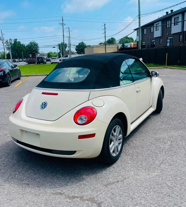 2007 Volkswagen New Beetle - Image 6 of 12