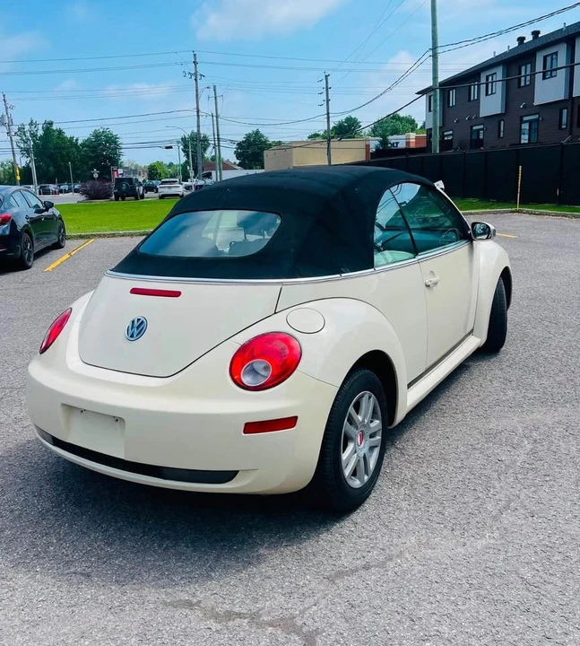 2007 Volkswagen New Beetle - Image 6 of 12