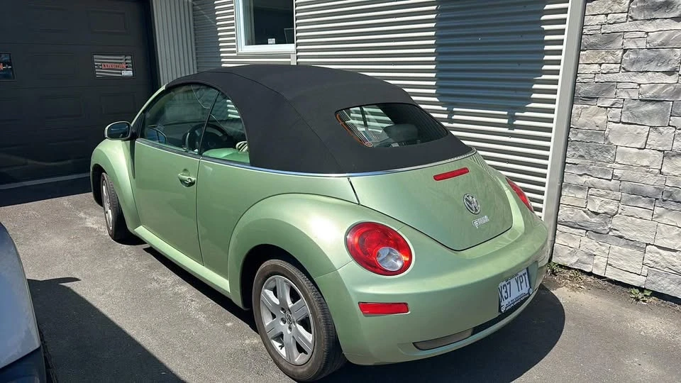 2007 Volkswagen New Beetle - Image 2 of 2