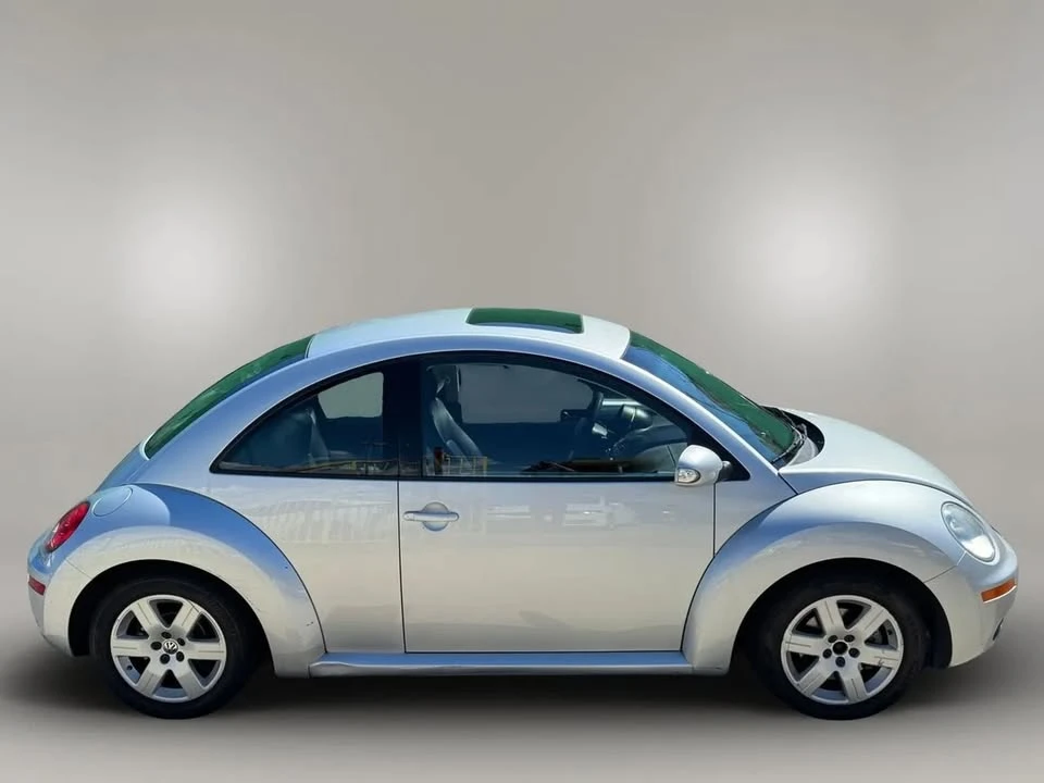 2007 Volkswagen New Beetle - Image 8 of 20