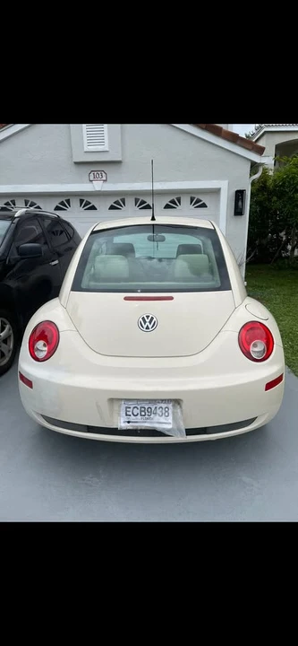 2007 Volkswagen New Beetle - Image 4 of 6