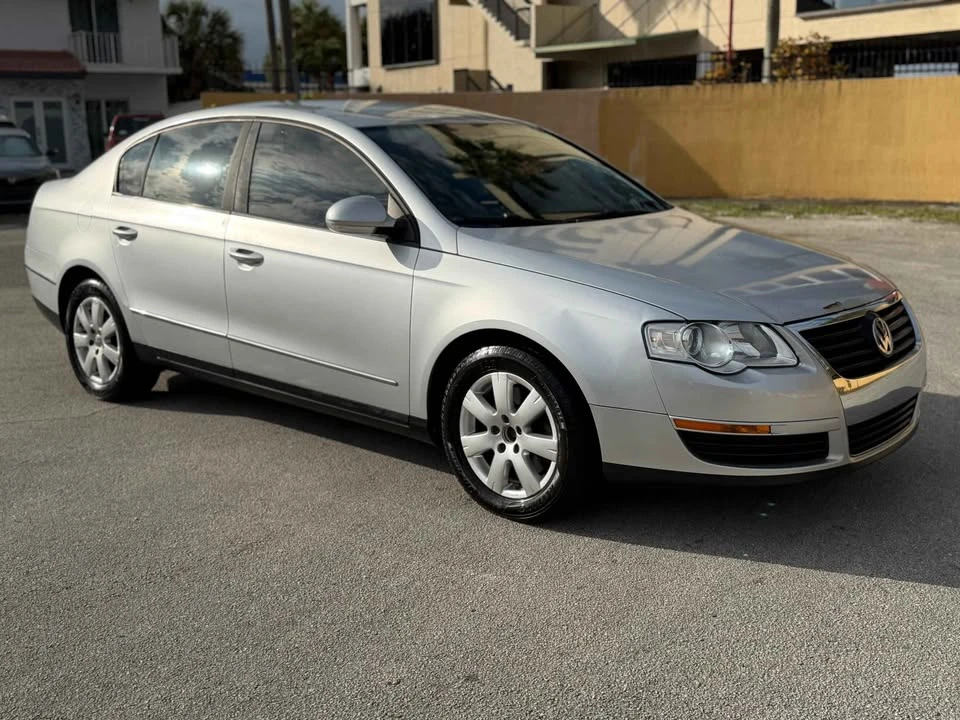 2007 Volkswagen Passat - Image 2 of 12