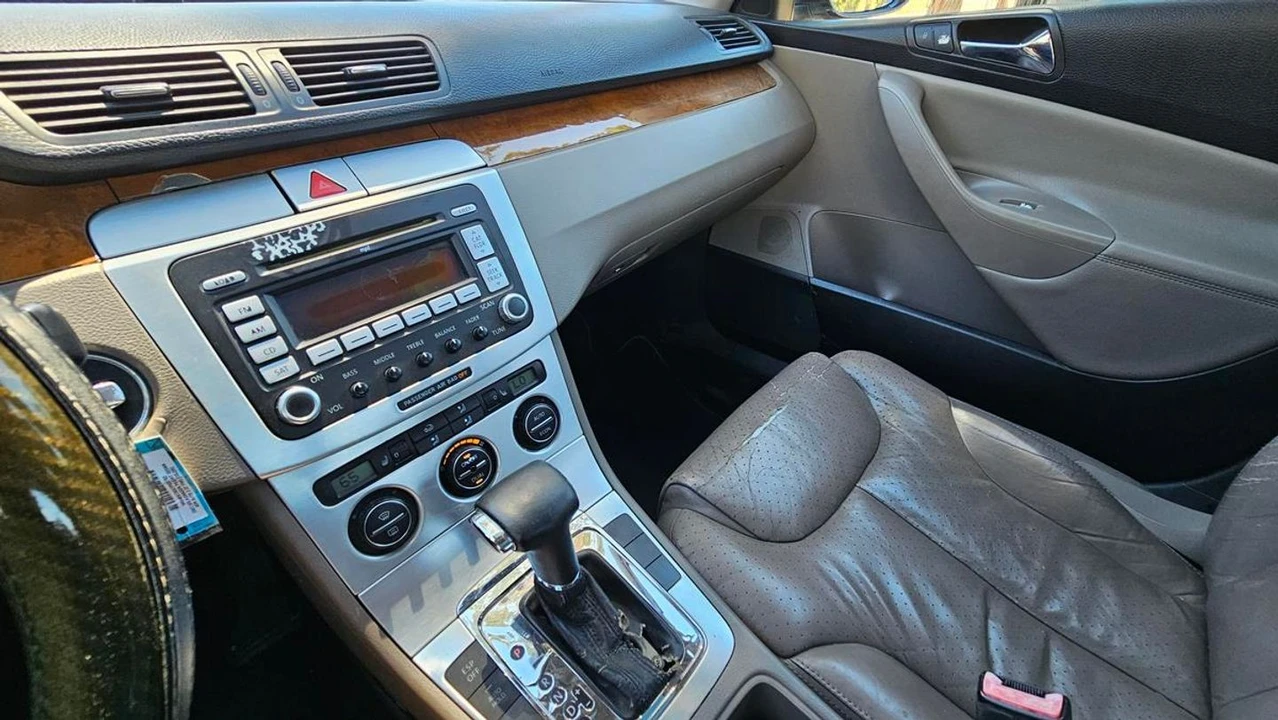 2007 Volkswagen Passat - Image 18 of 21