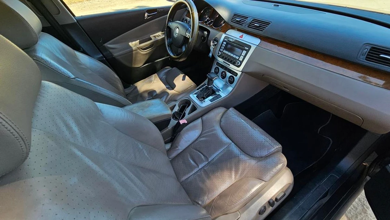 2007 Volkswagen Passat - Image 10 of 12