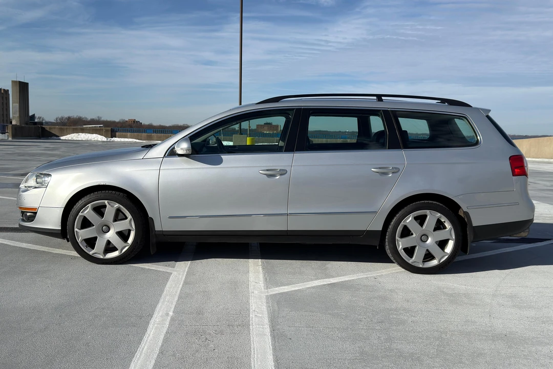 2007 Volkswagen Passat - Image 3 of 31