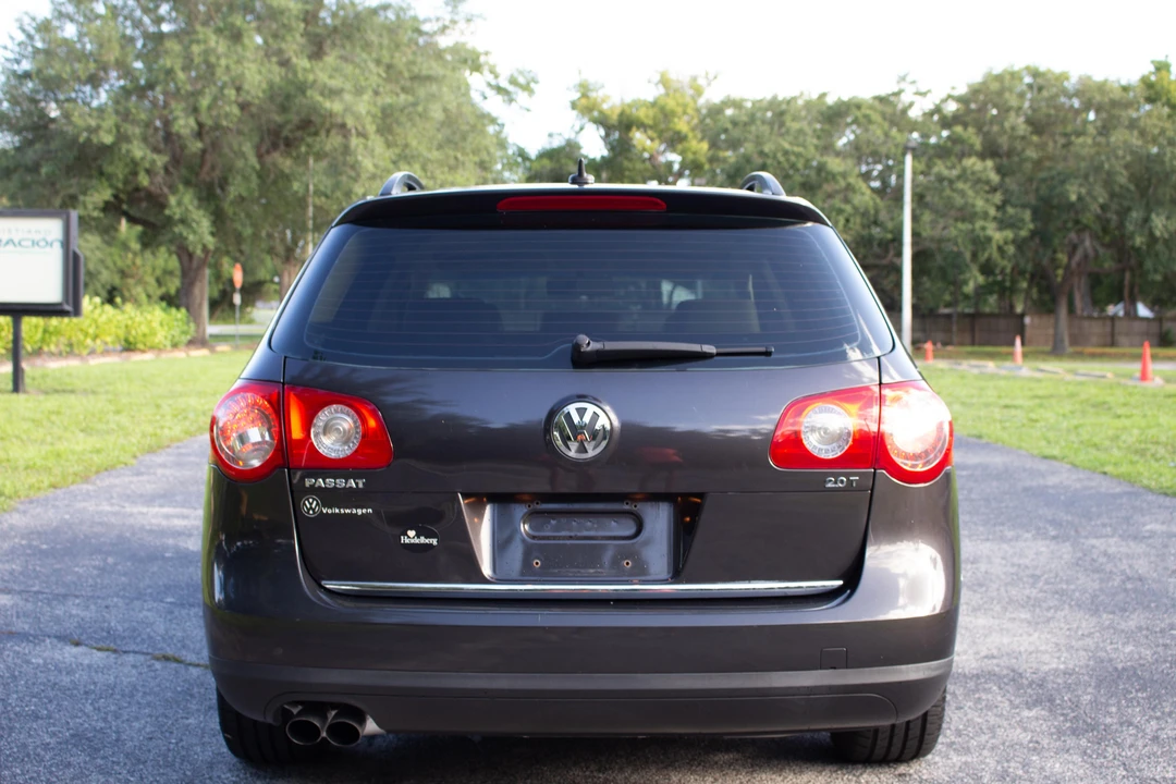 2007 Volkswagen Passat - Image 8 of 31
