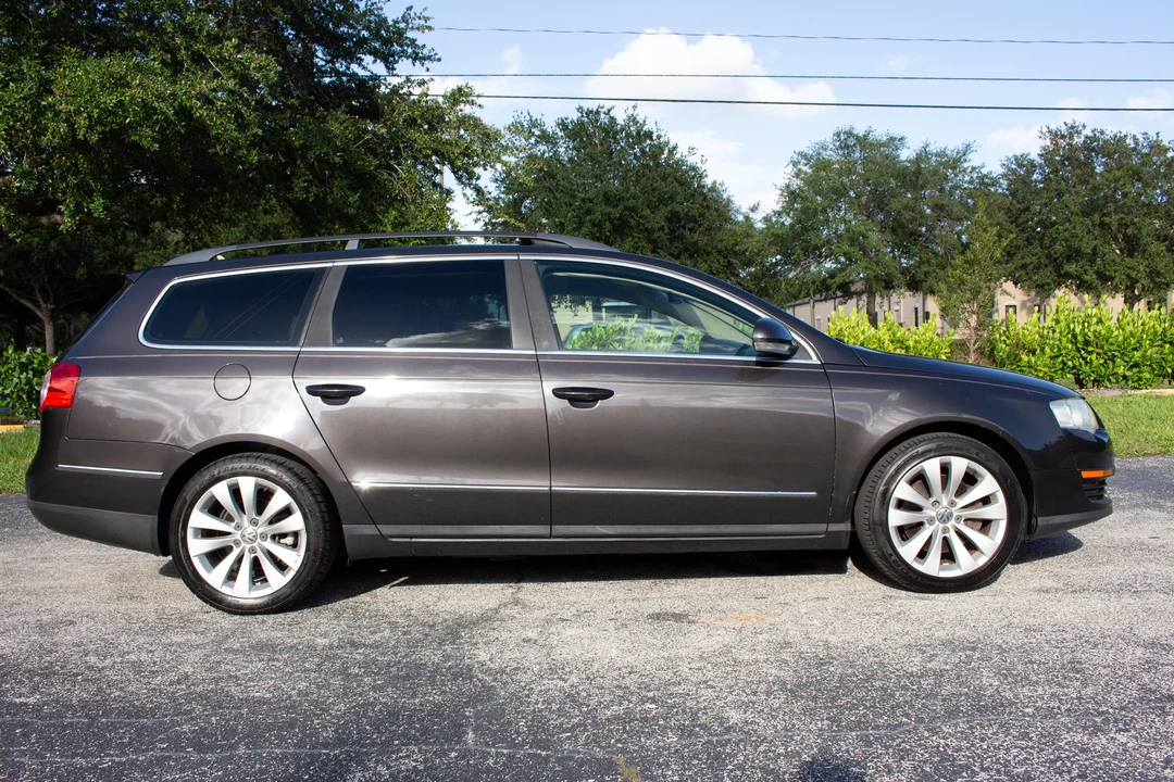 2007 Volkswagen Passat - Image 9 of 31