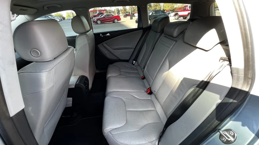 2007 Volkswagen Passat - Image 4 of 5