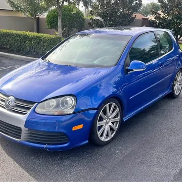2007 Volkswagen R32 Hatchback 2D