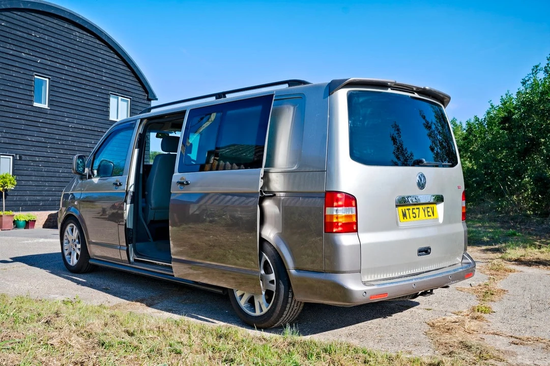 2007 Volkswagen EuroVan - Image 8 of 30