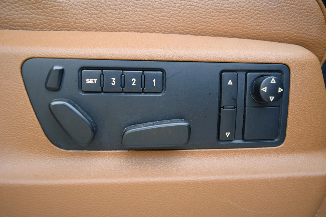 2007 Volkswagen Touareg - Image 28 of 31