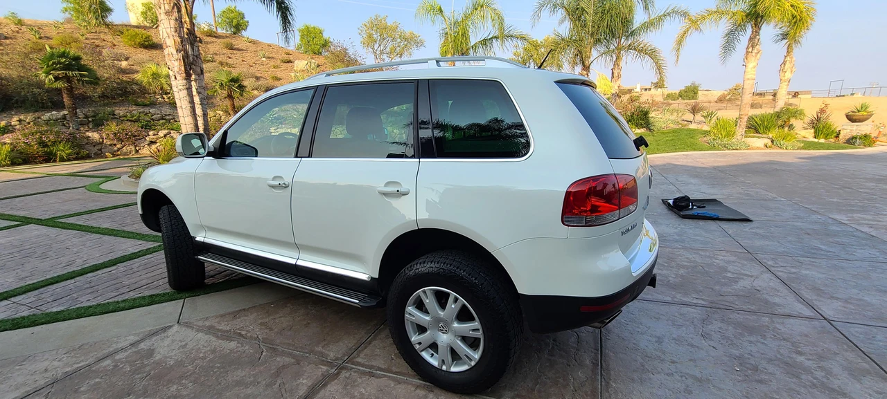2007 Volkswagen Touareg - Image 12 of 24