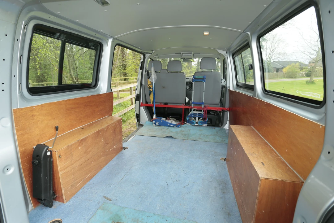 2007 Volkswagen EuroVan - Image 2 of 4
