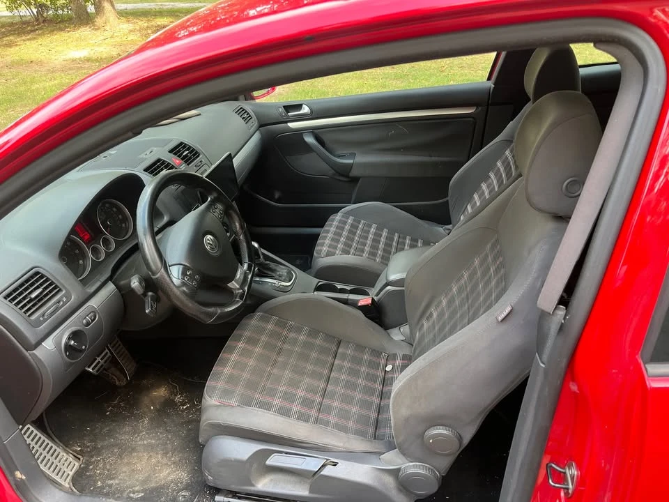 2007 Volkswagen GTI Mk5 - Image 2 of 5