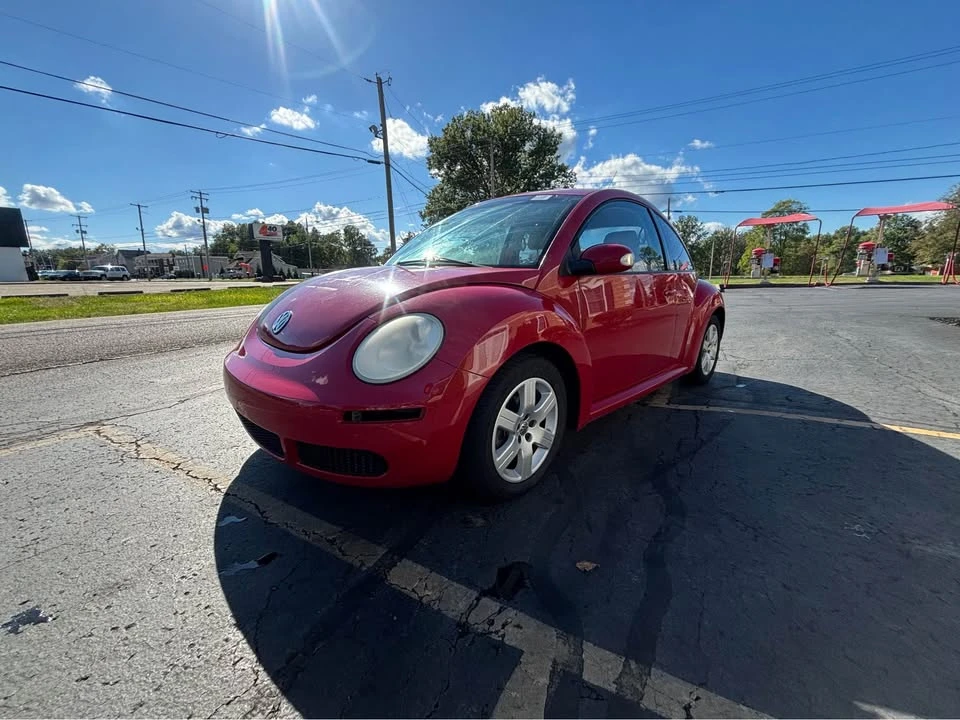 2007 Volkswagen New Beetle - Image 6 of 10