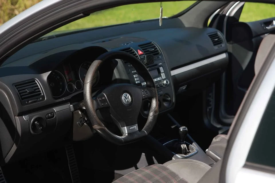 2007 Volkswagen GTI Mk5 - Image 9 of 18