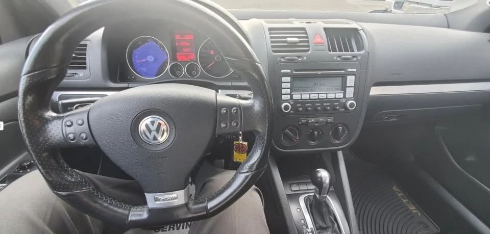 2007 Volkswagen A5 Jetta - Image 10 of 12