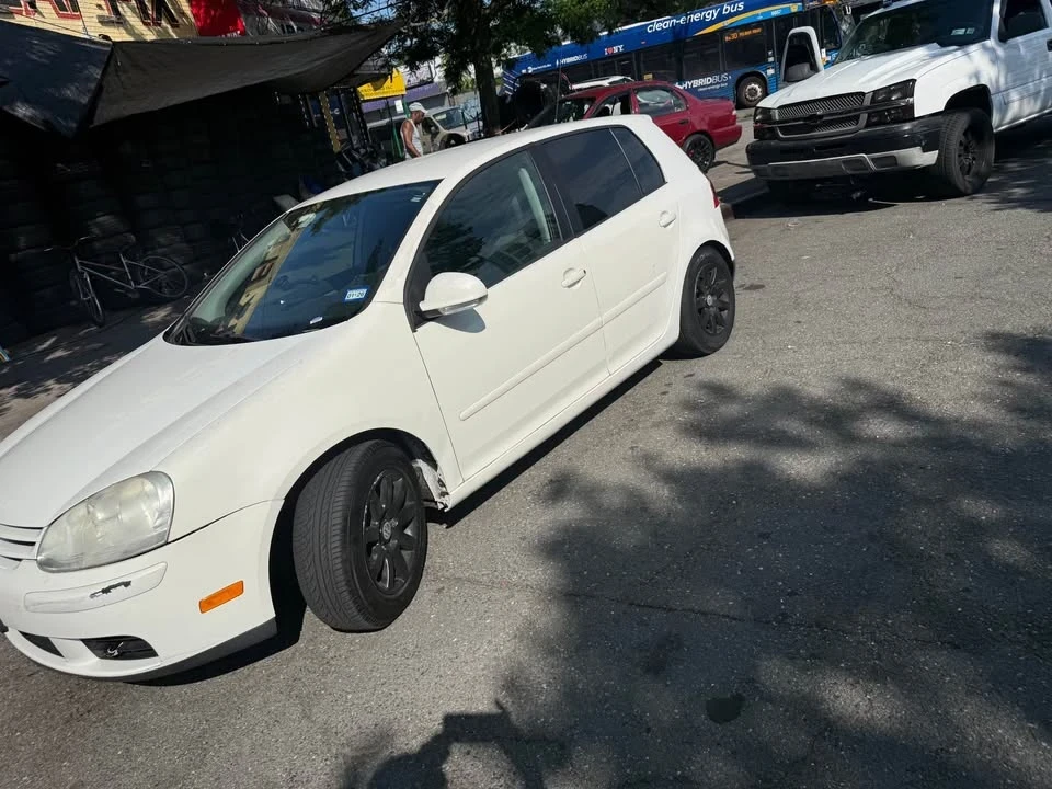 2007 Volkswagen Golf Mk5 - Image 2 of 5