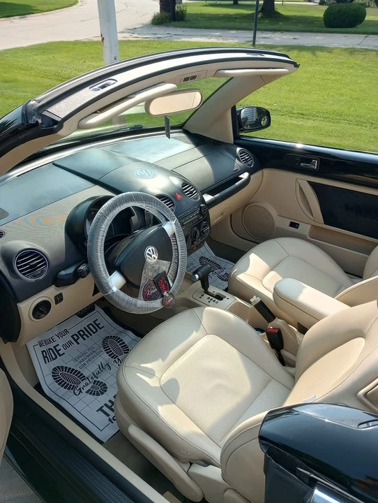2007 Volkswagen New Beetle - Image 5 of 9