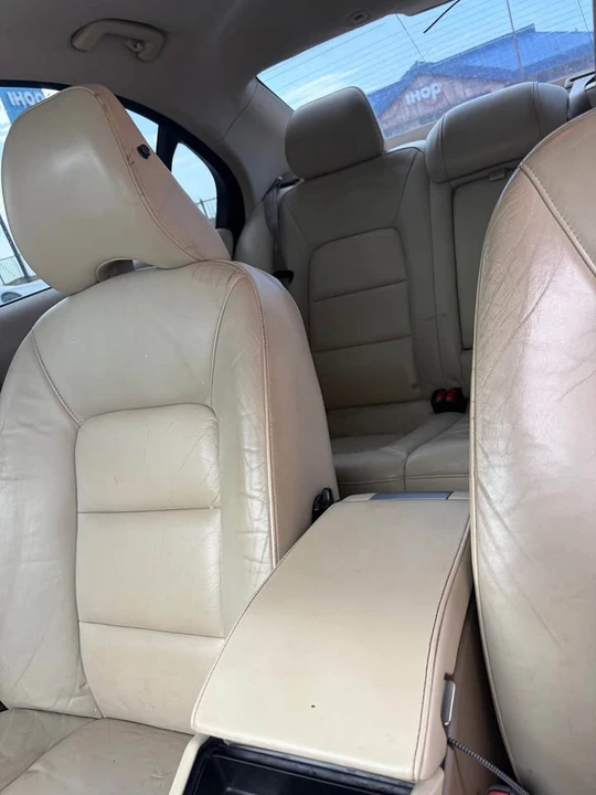 2007 Volvo 244 - Image 10 of 13