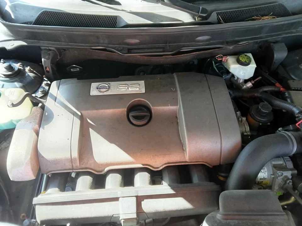 2007 Volvo 200 Series - Image 10 of 10