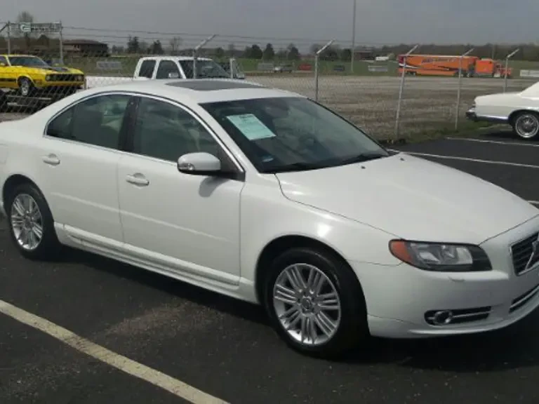 2007 Volvo S80 2nd Gen - Image 2 of 2