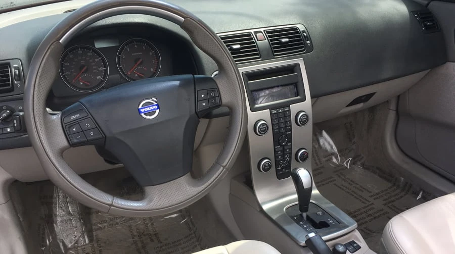 2007 Volvo C70 2nd Gen - Image 4 of 12