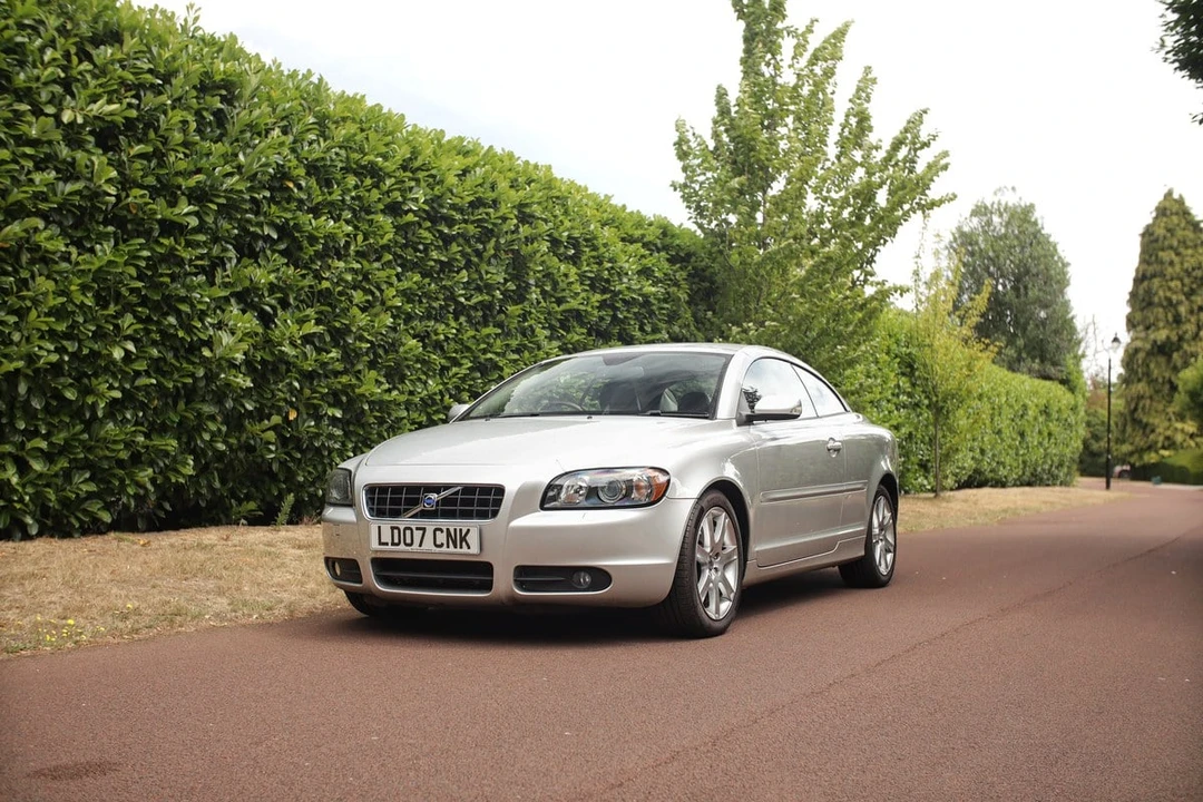 2007 Volvo C70 2nd Gen - Image 8 of 30