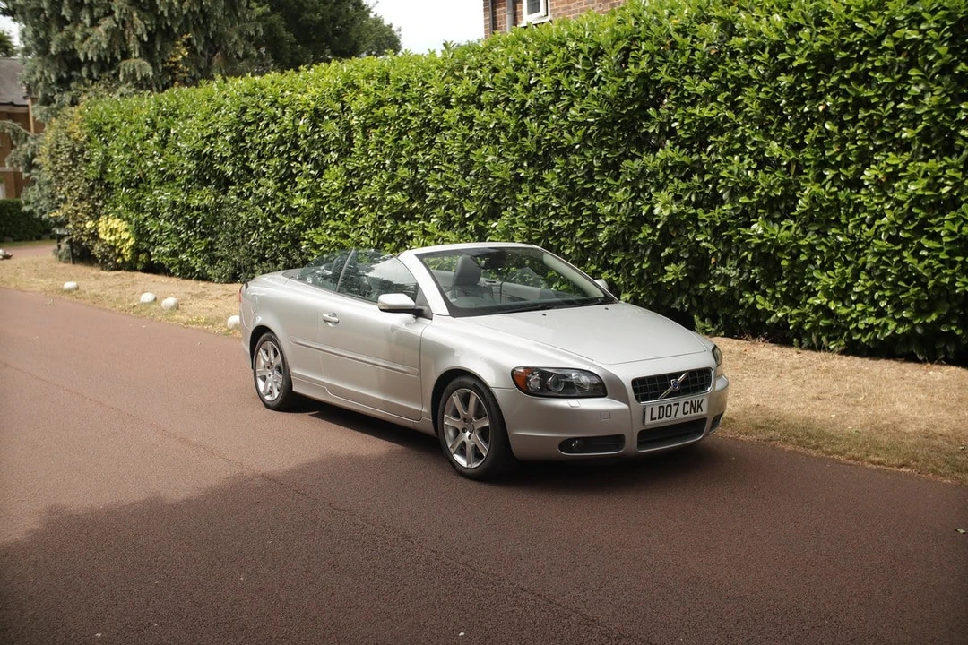 2007 Volvo C70 2nd Gen - Image 4 of 30