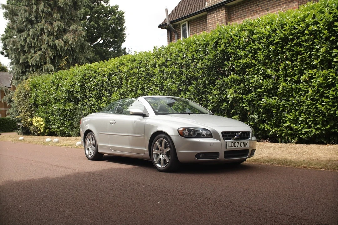 2007 Volvo C70 2nd Gen - Image 3 of 30
